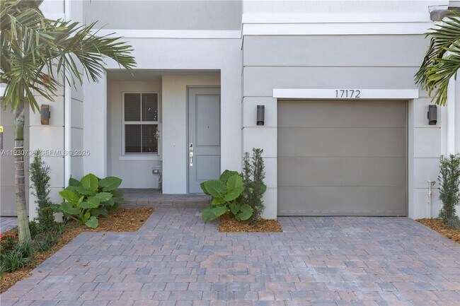 Building Photo - 17174 SW 2nd St