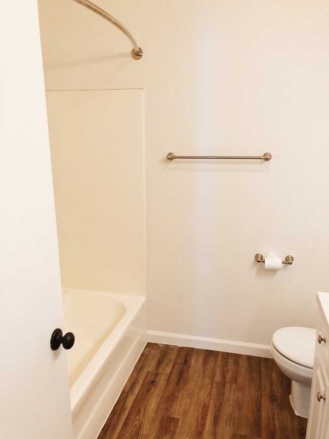 Building Photo - 3 Bed, 2.5 Bath Two-Story Home in Rancho Penasquitos!