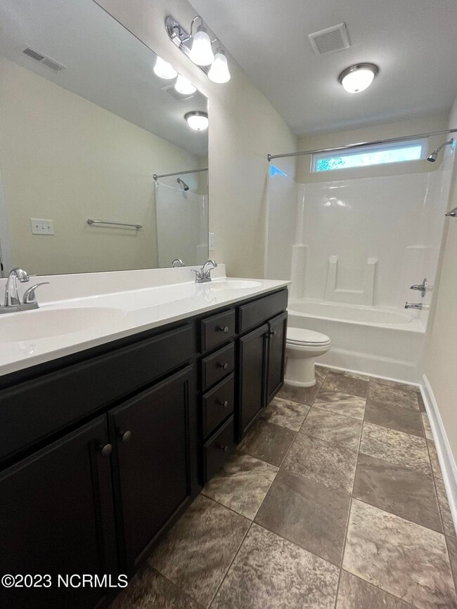 Building Photo - 509 Justice Farm Dr