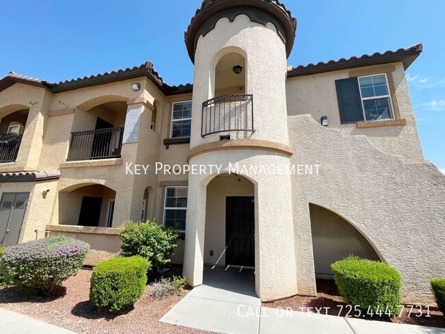 Primary Photo - 3 BEDROOM 2 BATH CONDO W/DETACHED GARAGE N...