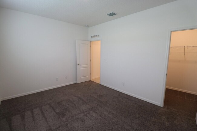 Building Photo - 311 Sandstone Dr