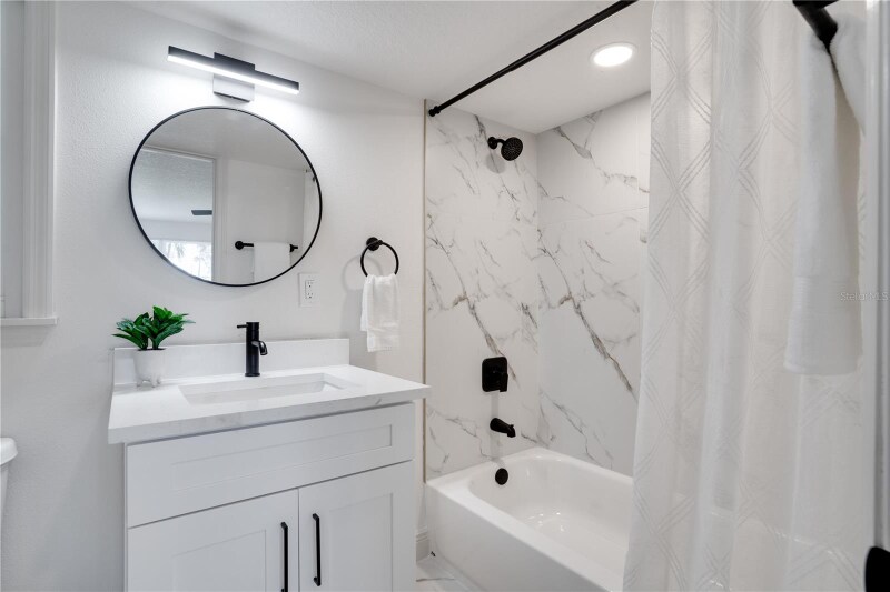 Building Photo - 11797 104th St