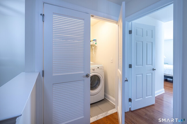 Building Photo - 1 Wilderswood Way