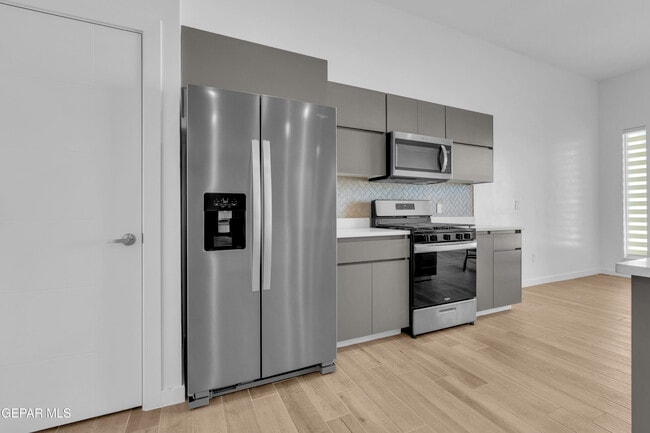 Building Photo - 12713 Captain Claudia CT