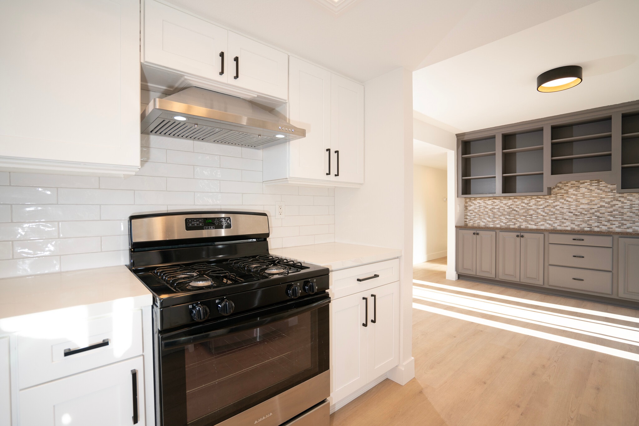 Building Photo - 522 17th St