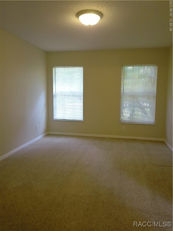 Building Photo - 6015 E Carmel Ln