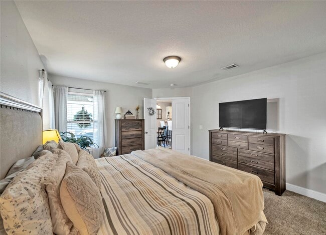 Building Photo - 8390 Island Dr
