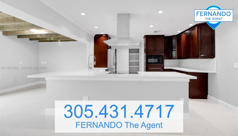 Building Photo - 1804 SW 102nd Ct