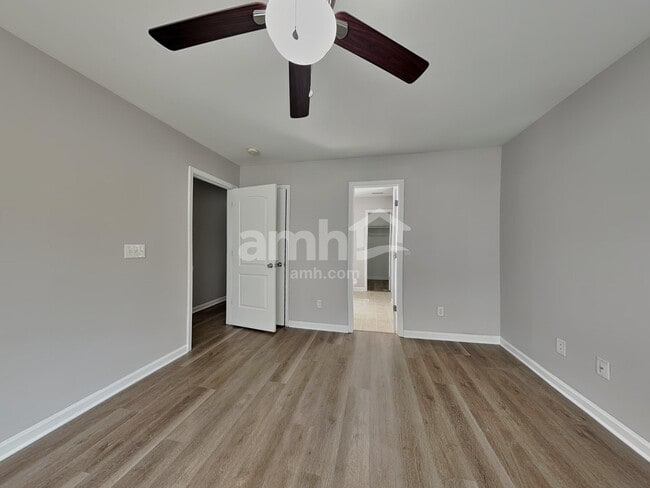 Building Photo - 1107 Sweet Gale Dr
