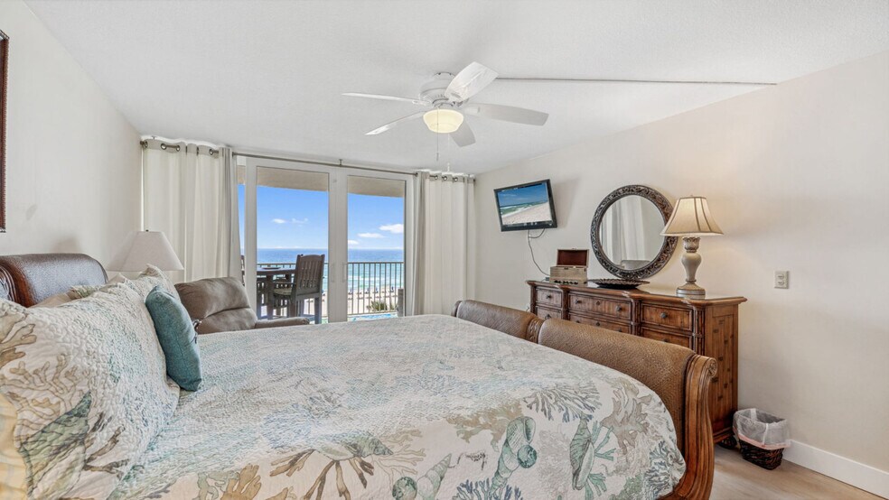 Building Photo - 7205 Thomas Dr