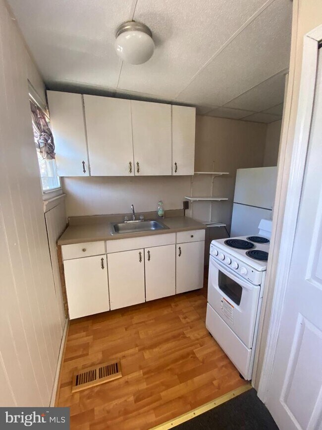 1800 Philadelphia Pike 1800 Philadelphia Pike Wilmington DE 19809