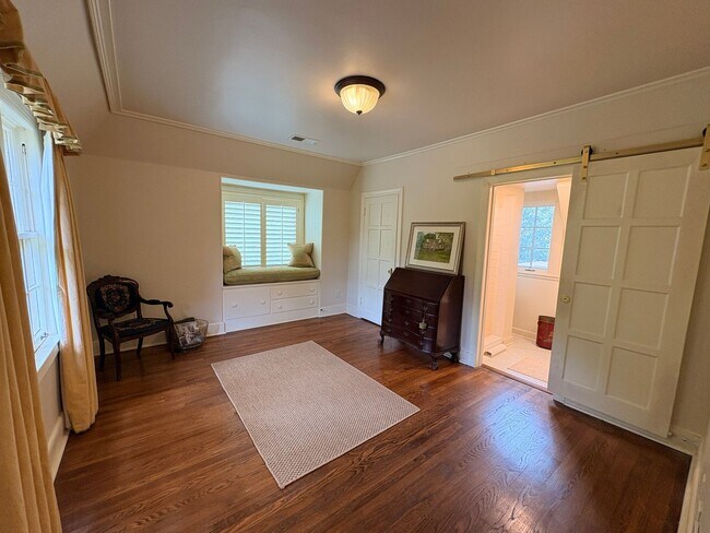 Building Photo - One Of Kind Home In Hedgemore Acres Subdivision! Gated! Landscaping Included! Over 5,000 Sq Ft! M...