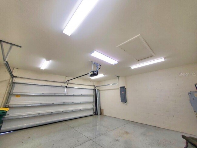 Building Photo - 25525 Gorham Ln