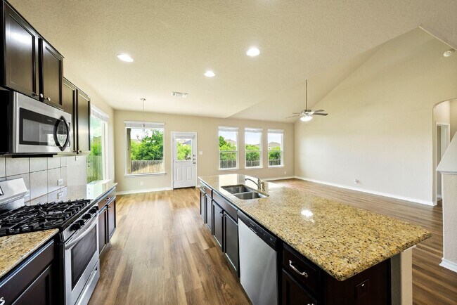 Building Photo - 2-Story Home with Greenbelt Views