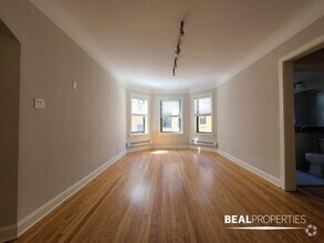 Building Photo - 1 bedroom in CHICAGO IL 60647