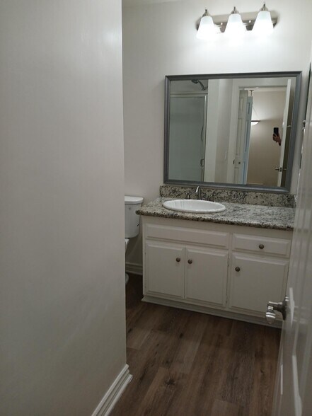 Building Photo - 781 Amigos Way