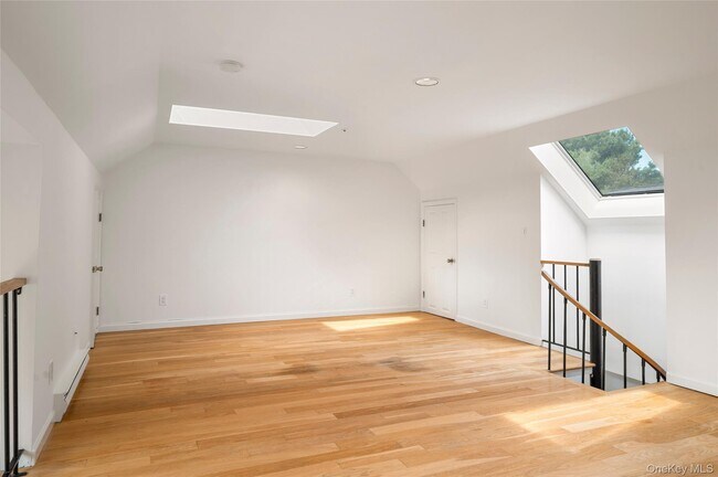 Building Photo - 130 N Kensico Ave