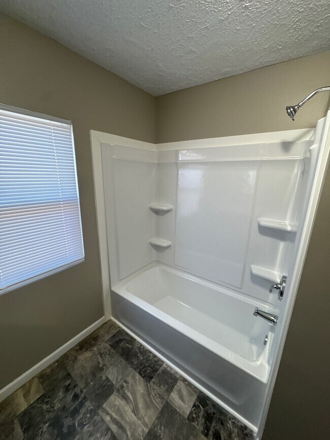 Building Photo - 4156 Cuming St