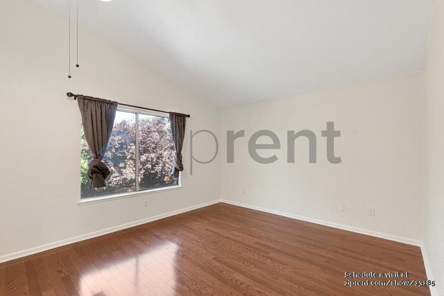 Building Photo - 5607 Blackrock Rd