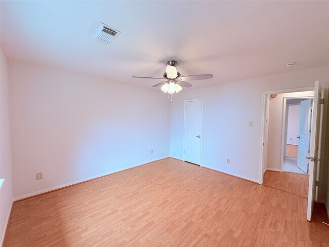 Building Photo - 13407 Carruth Ln