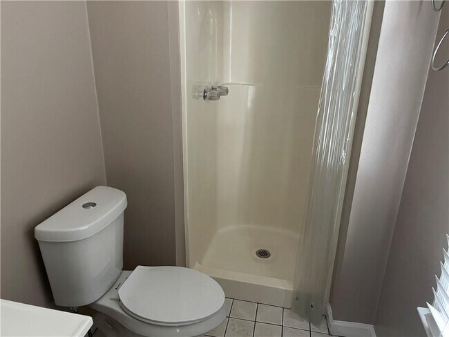 Building Photo - 241 High Creek Dr