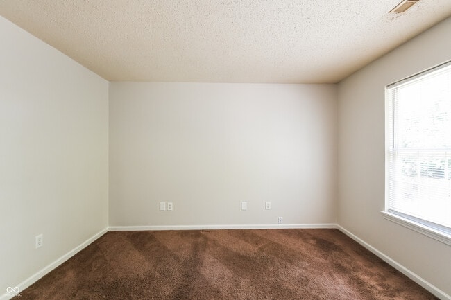 Building Photo - 4024 Village Trace Blvd