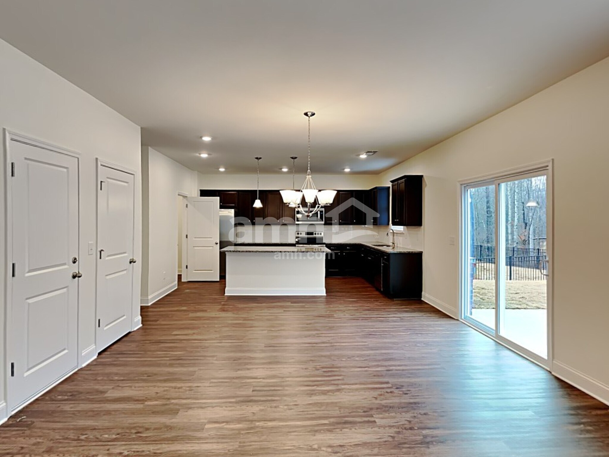 Building Photo - 3710 Lk Blf Lp