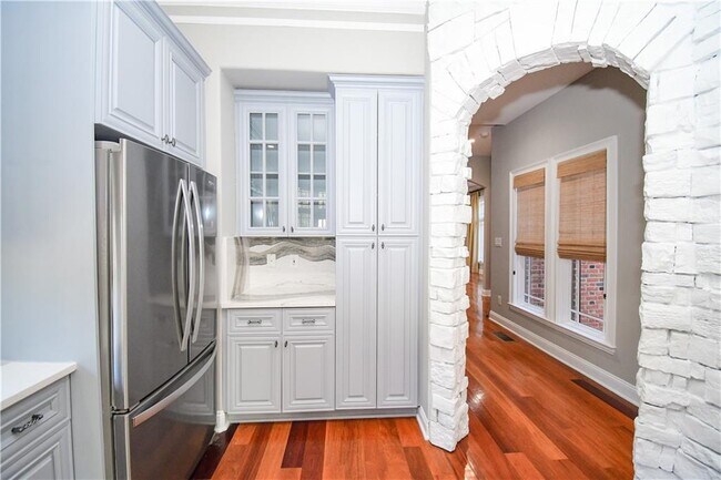 Building Photo - 4 Prichard Way NE