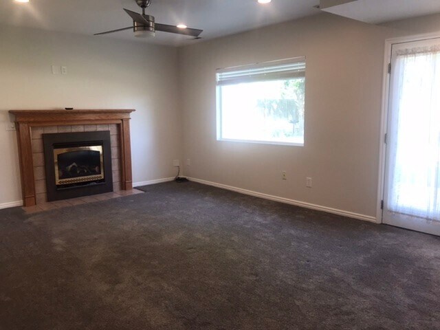 Building Photo - 2522 Cherry Park Ln