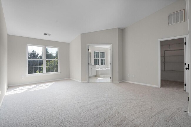 Building Photo - 134 Misty Pond Terrace
