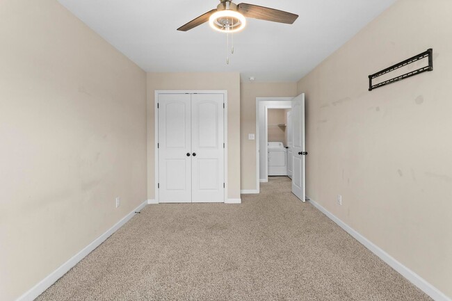 Building Photo - 902 Purvis Ct