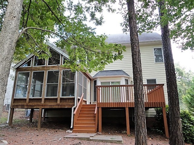 Building Photo - 104 Carostone Ct