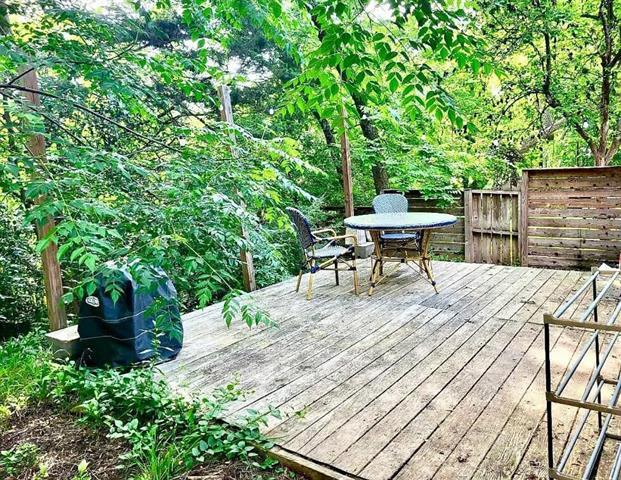 Building Photo - 8619 Groveland Dr