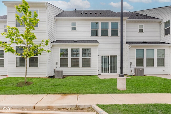 Building Photo - 7306 Shroyer Wy