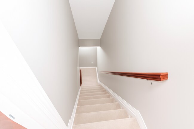 Building Photo - 3164 Lawrin Ct