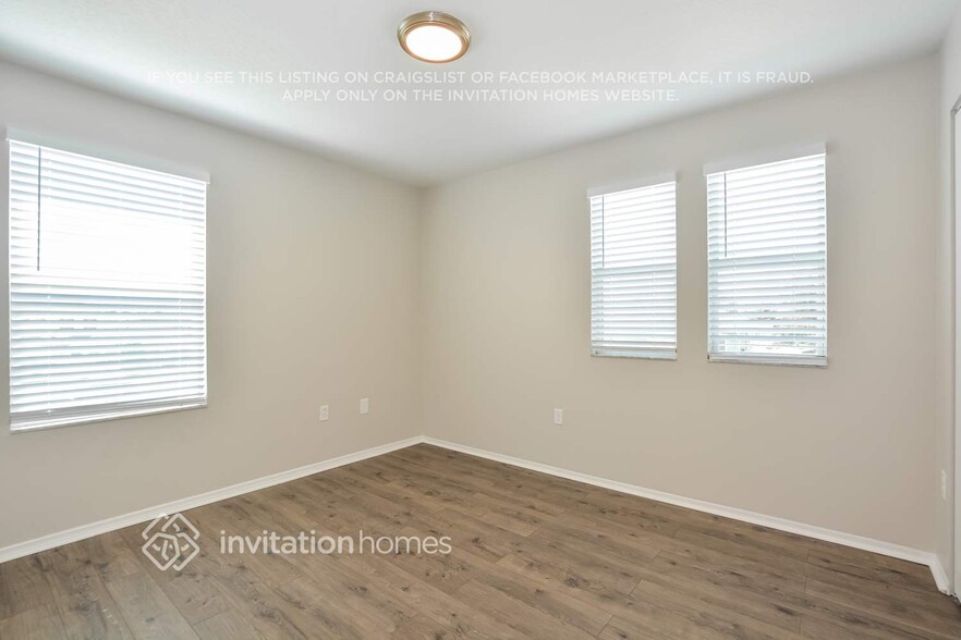 Building Photo - 13743 Laranja St