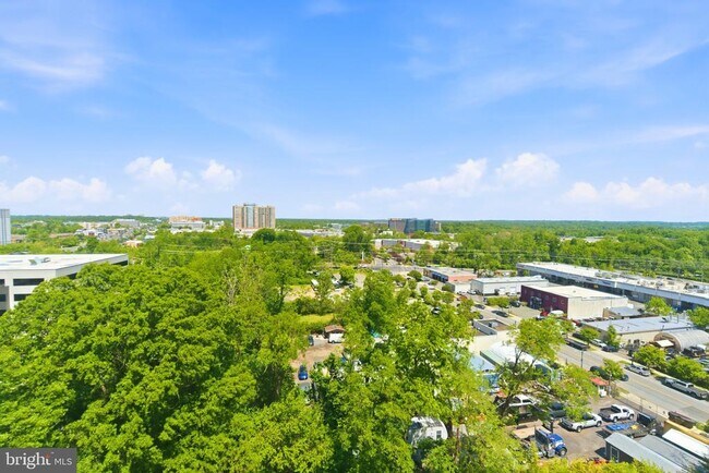 Building Photo - 11801 Rockville Pike