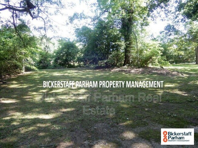 Building Photo - 4017 Trask Dr