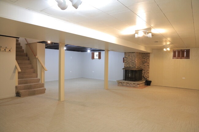 Building Photo - 3734 Morton Ave
