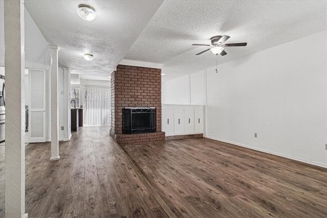 Building Photo - 1302 Summerwood Ln