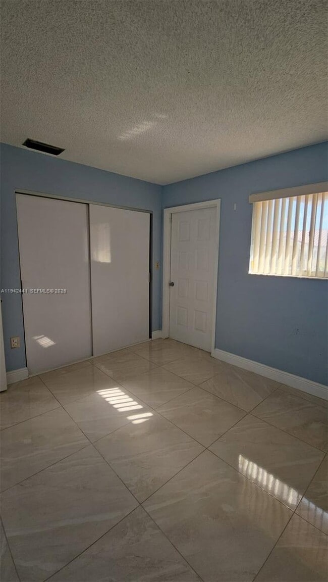 Building Photo - 8253 NW 5th Terrace