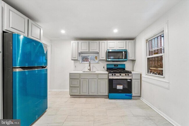 Building Photo - 79 High St