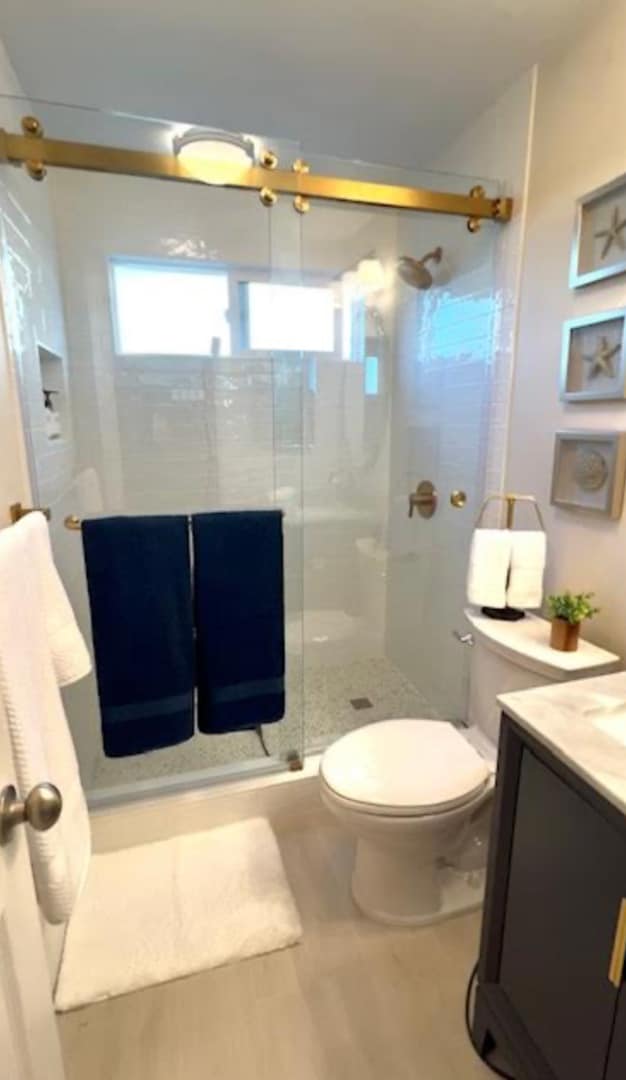 Building Photo - Fully Furnished Coastal Condo