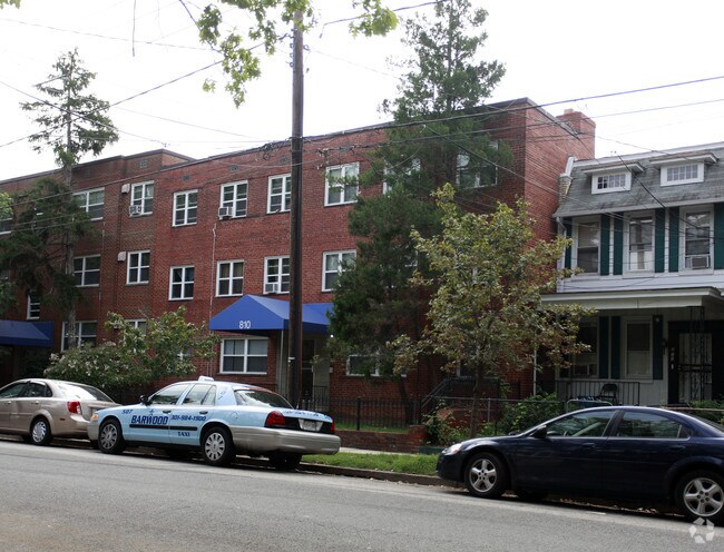 Primary Photo - 810 Longfellow Street NW