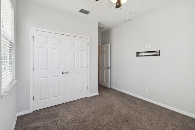 Building Photo - 618 Fortanini Cir