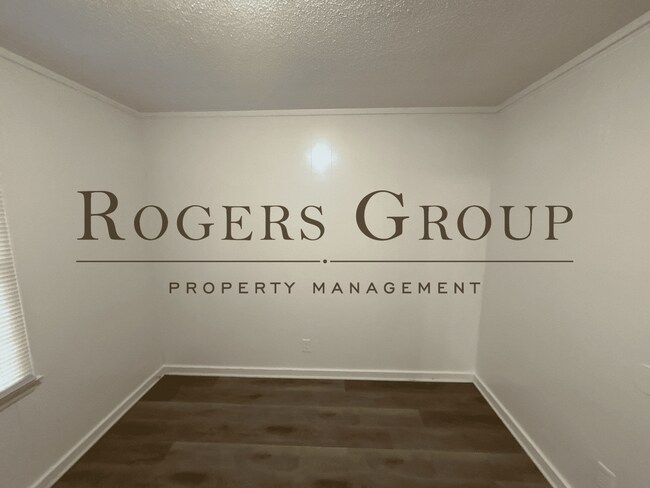 Building Photo - #450 - 543-545 Horner St Duplex