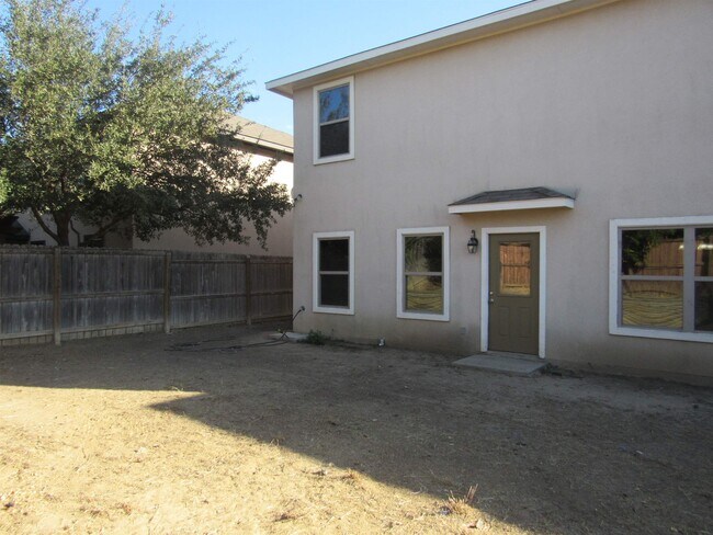 Building Photo - 6106 Eusebio Dr