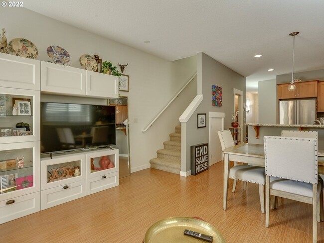 Building Photo - 11464 SW 96th Ave