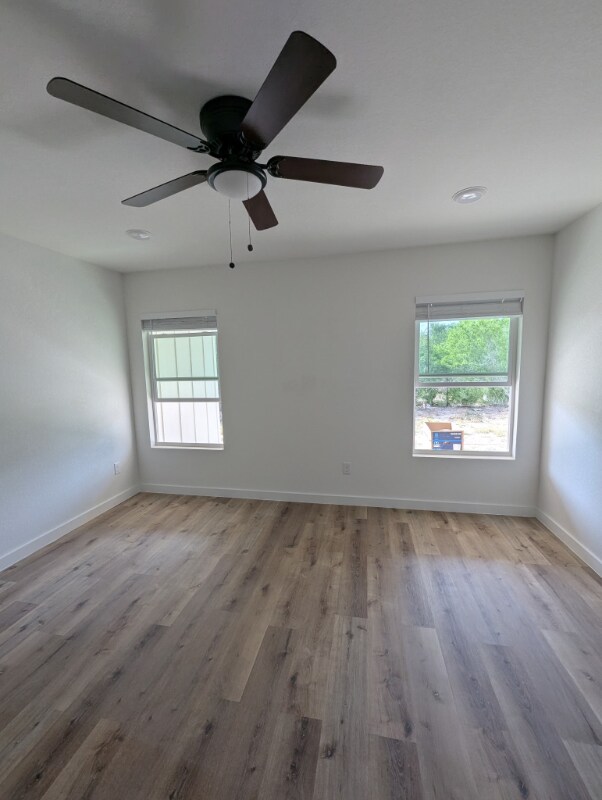 Building Photo - 2105 Vista Encino