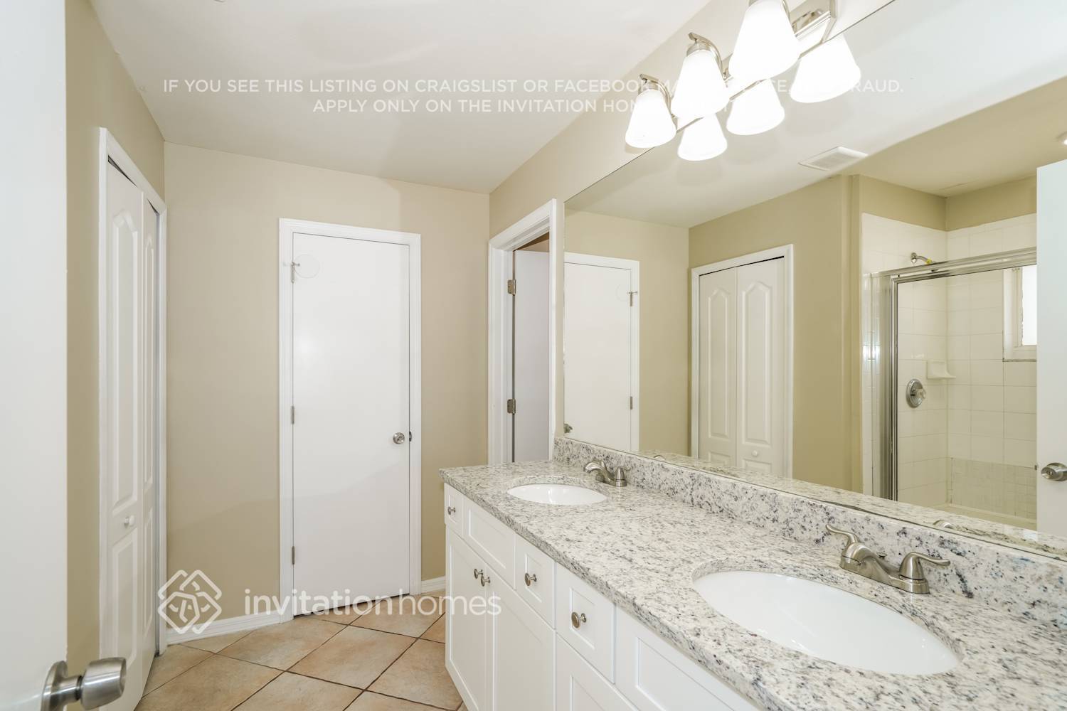 Building Photo - 12520 Dawn Vista Dr